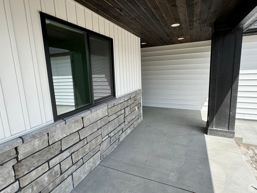 ALL THE DETAILS are in the TOUR LINK on this web page.  Actual address: 4157'19.5"N 11152'35.1"W      Square Footage figures are provided as a courtesy estimate only. The Buyer is responsible to get square footage and lot information verified