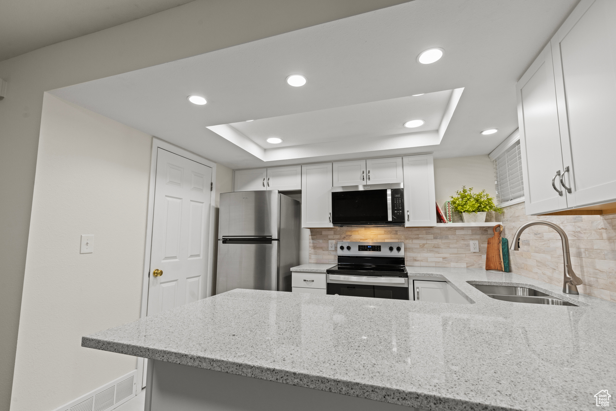 WOOD POINT CONDO - Residential