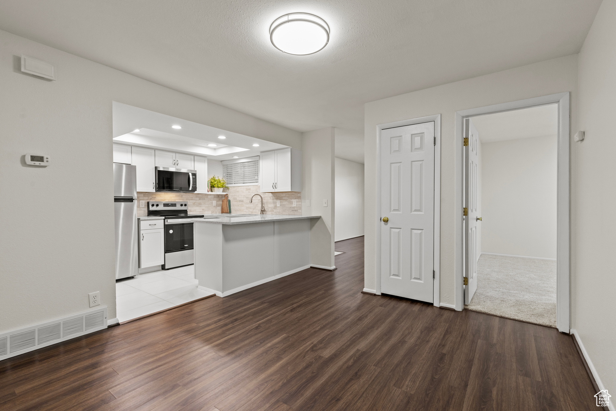WOOD POINT CONDO - Residential