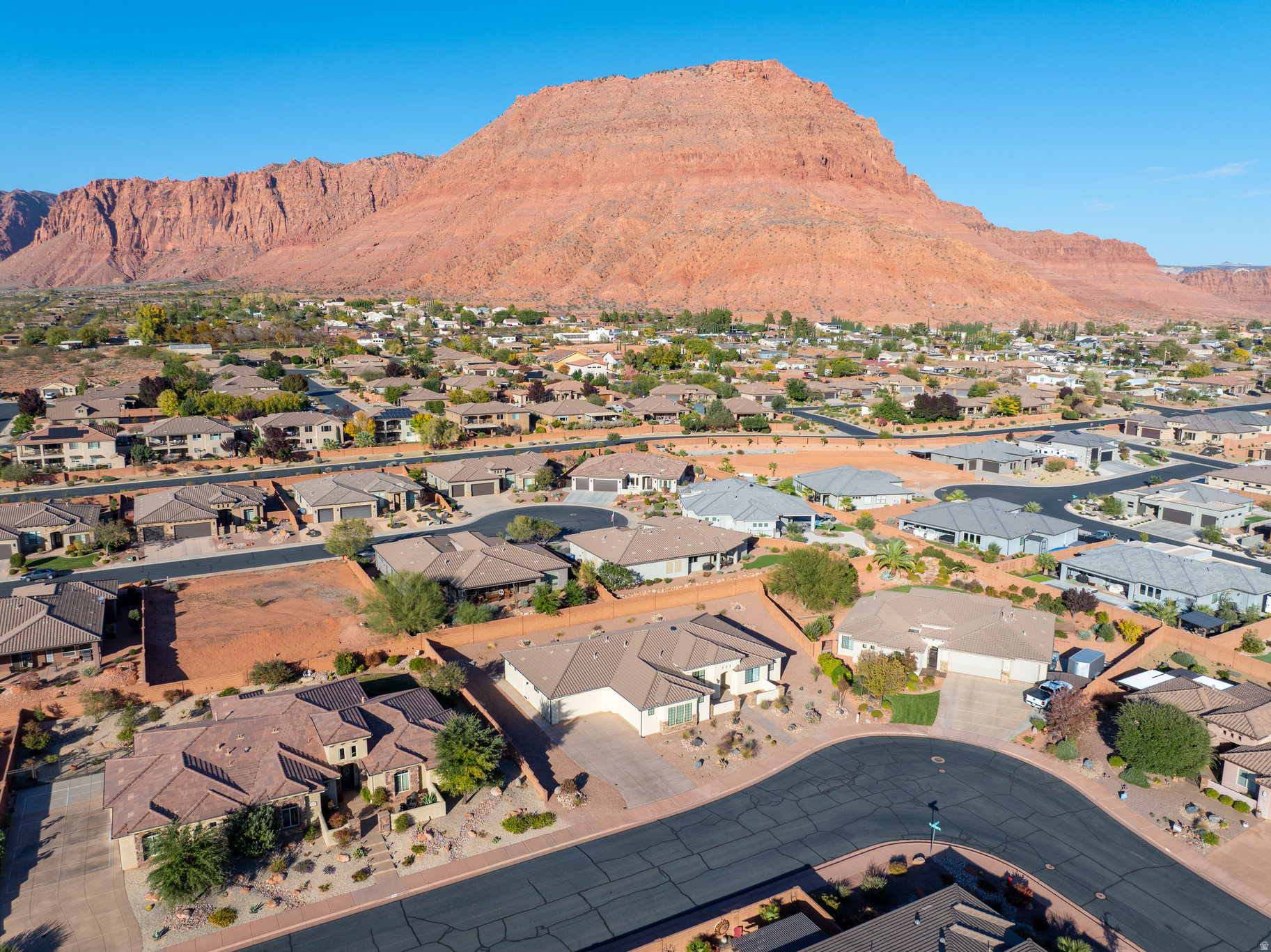 TENAYA ESTATES - Residential