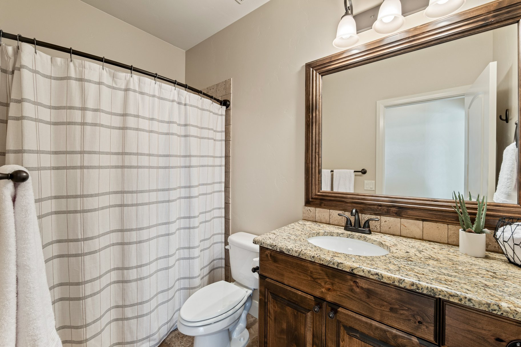 TENAYA ESTATES - Residential