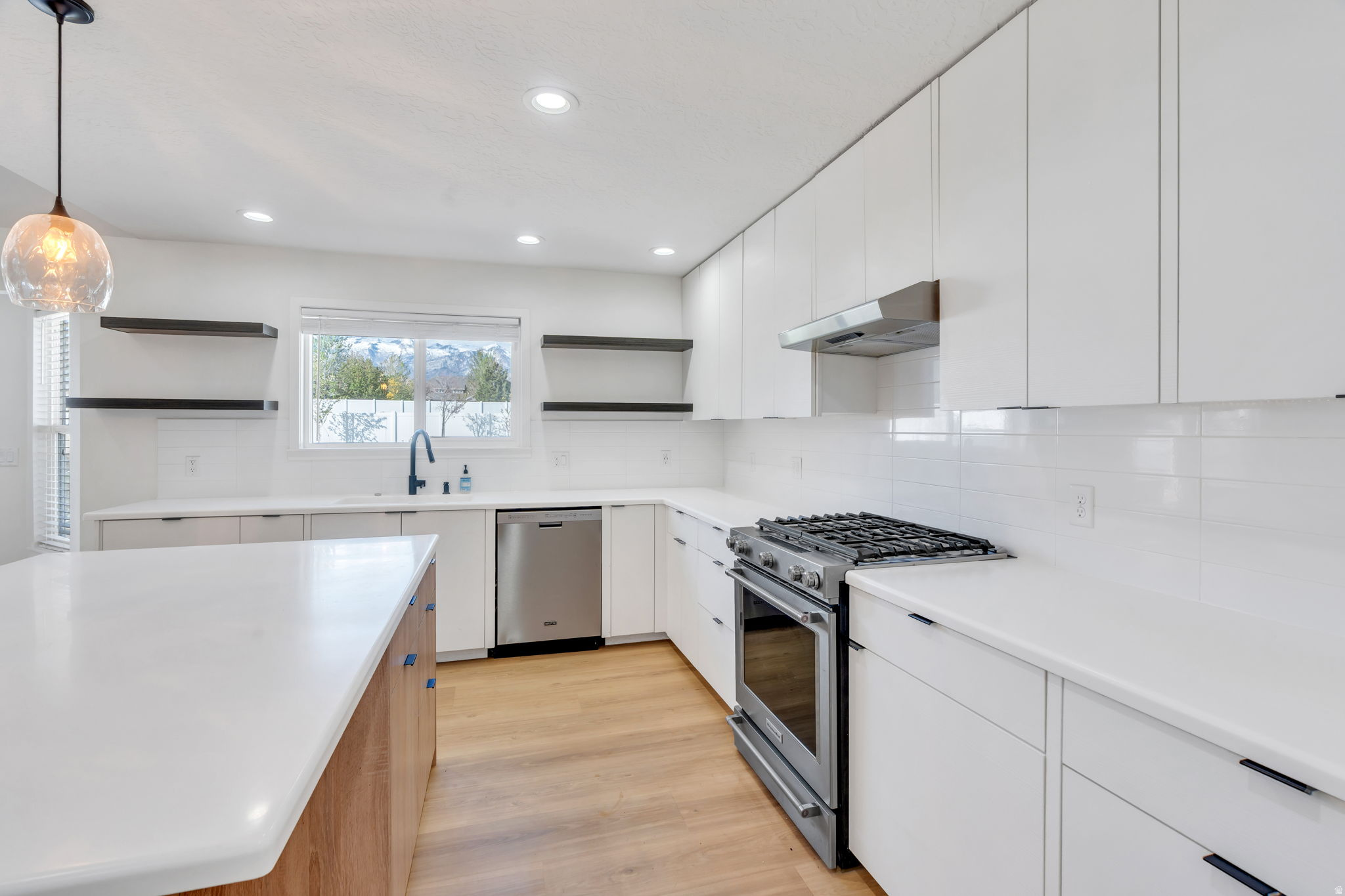 VAL VISTA PARK - Residential