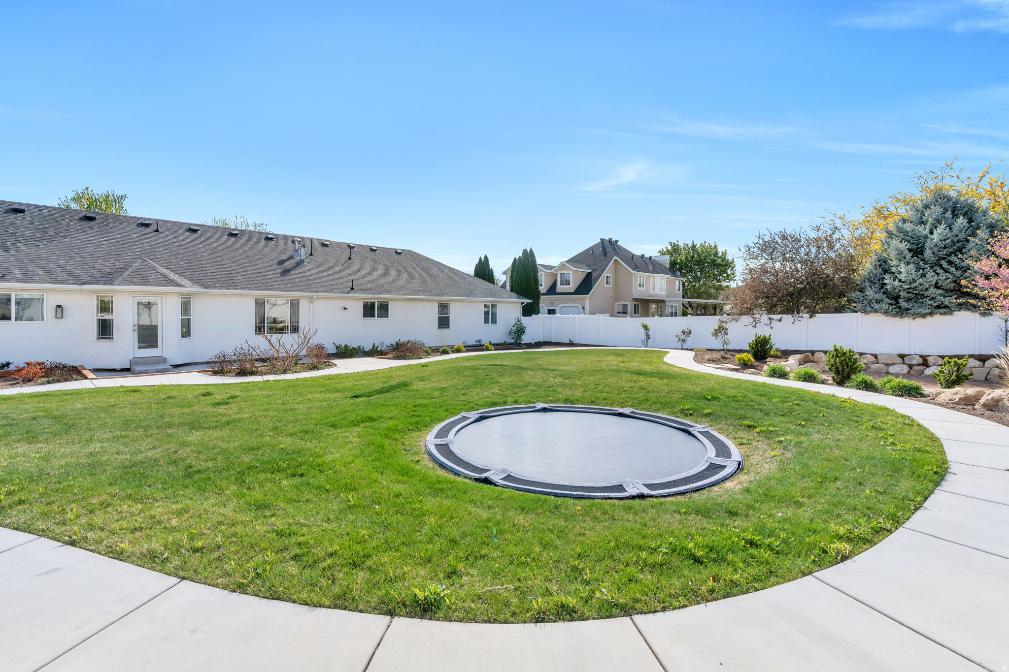 VAL VISTA PARK - Residential