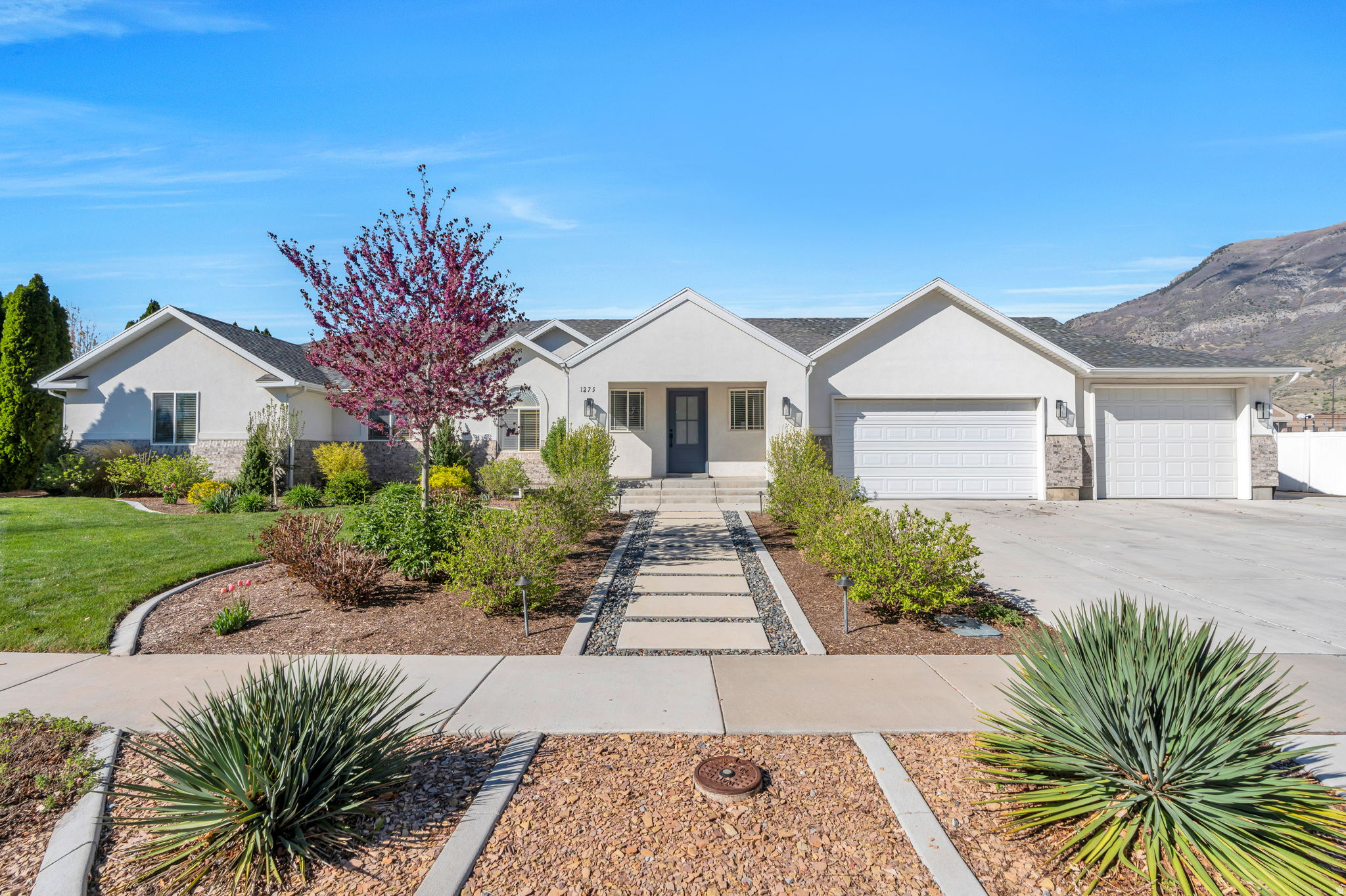 VAL VISTA PARK - Residential