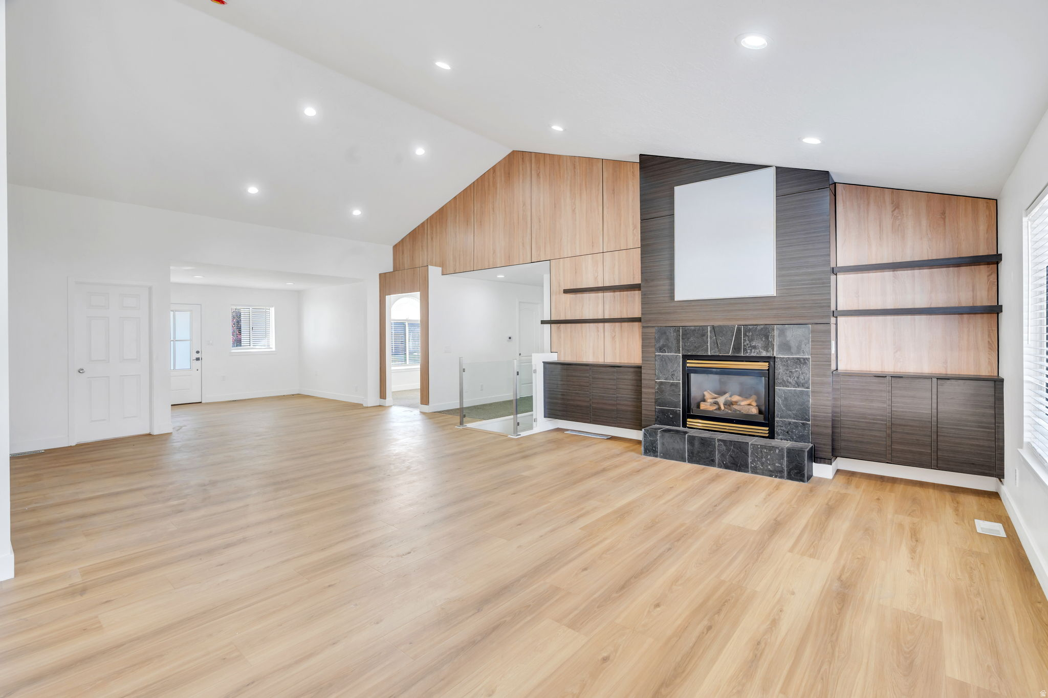 VAL VISTA PARK - Residential