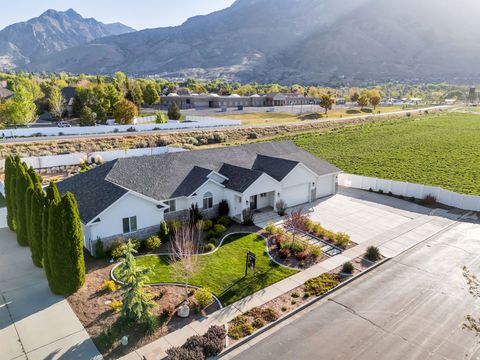 Photo of 1275 E MURDOCK DR N, American Fork, UT 84003 (MLS # 2150677)