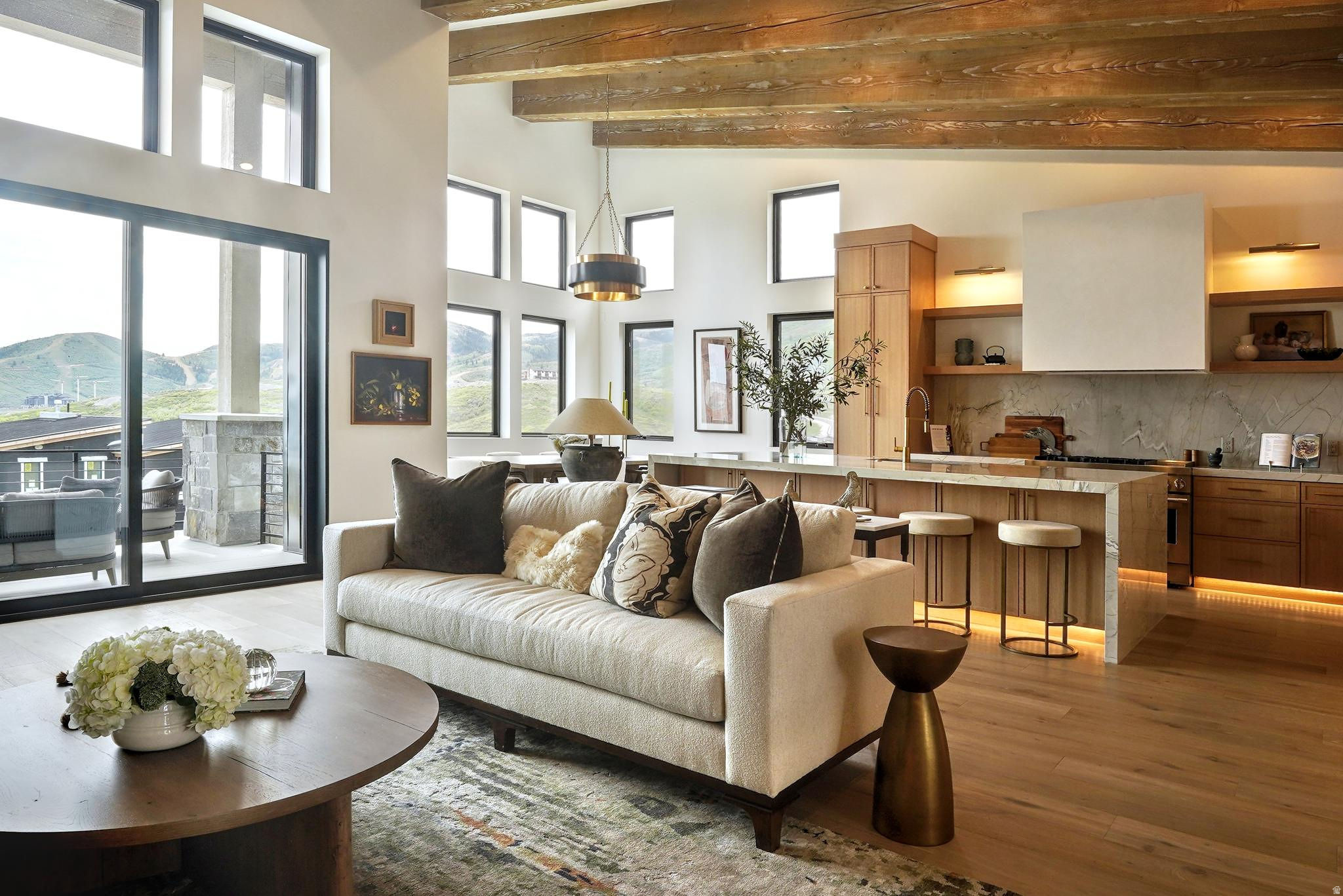 AMANTI LAGO - Residential