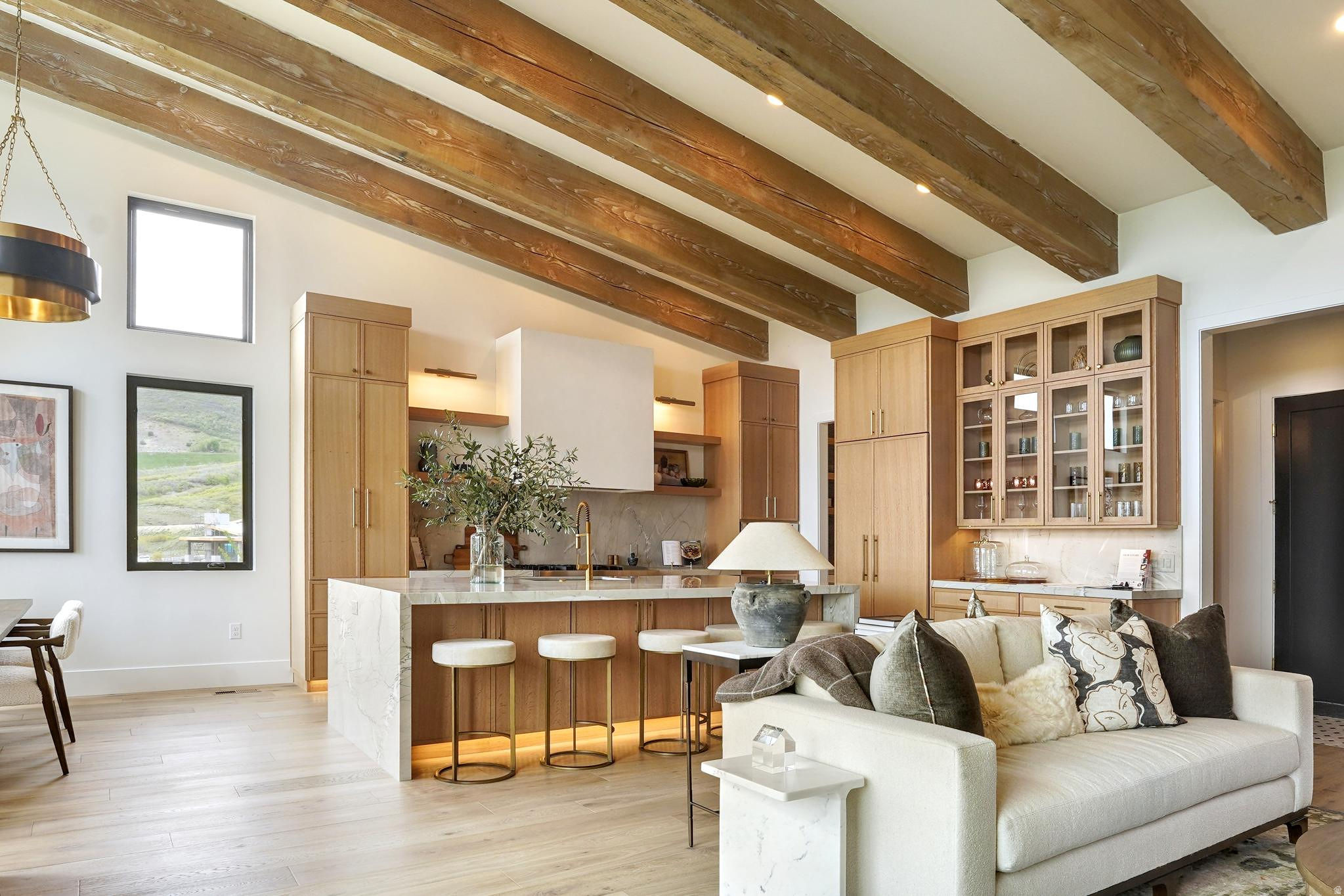 AMANTI LAGO - Residential