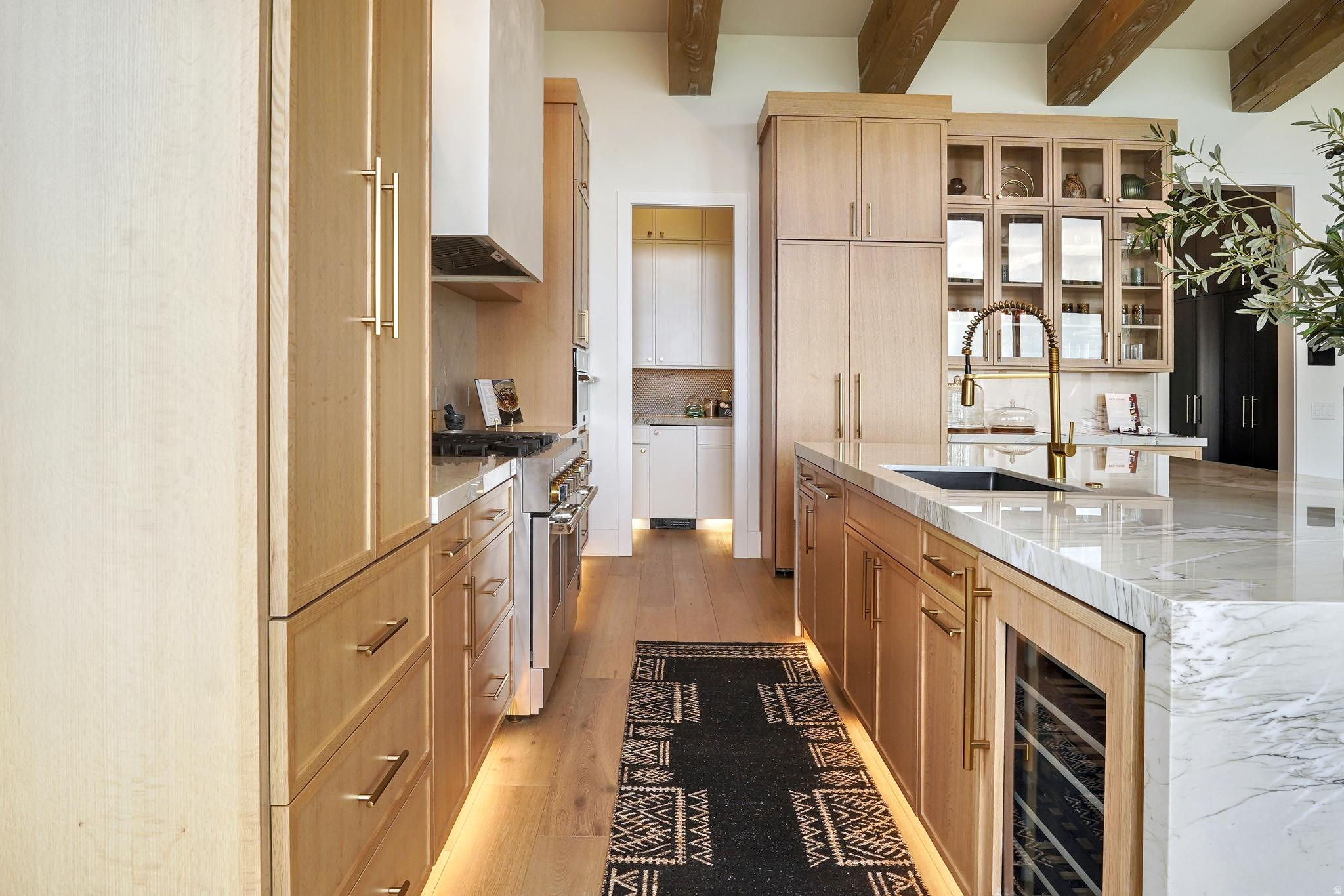 AMANTI LAGO - Residential