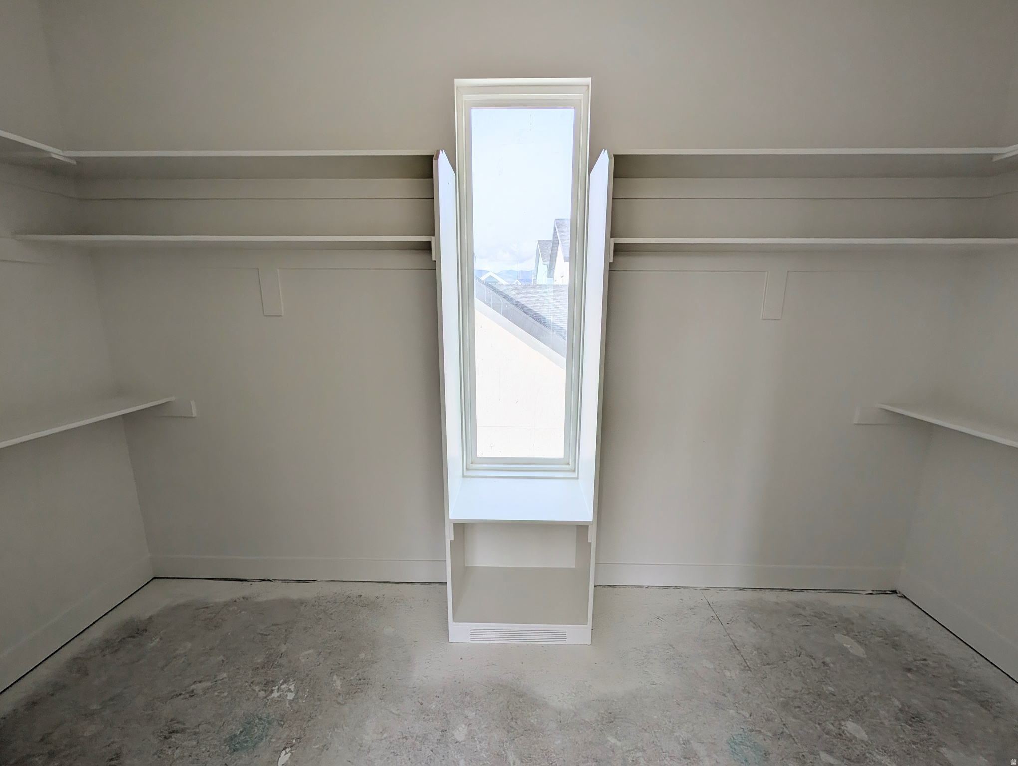 DAYBREAK - Residential