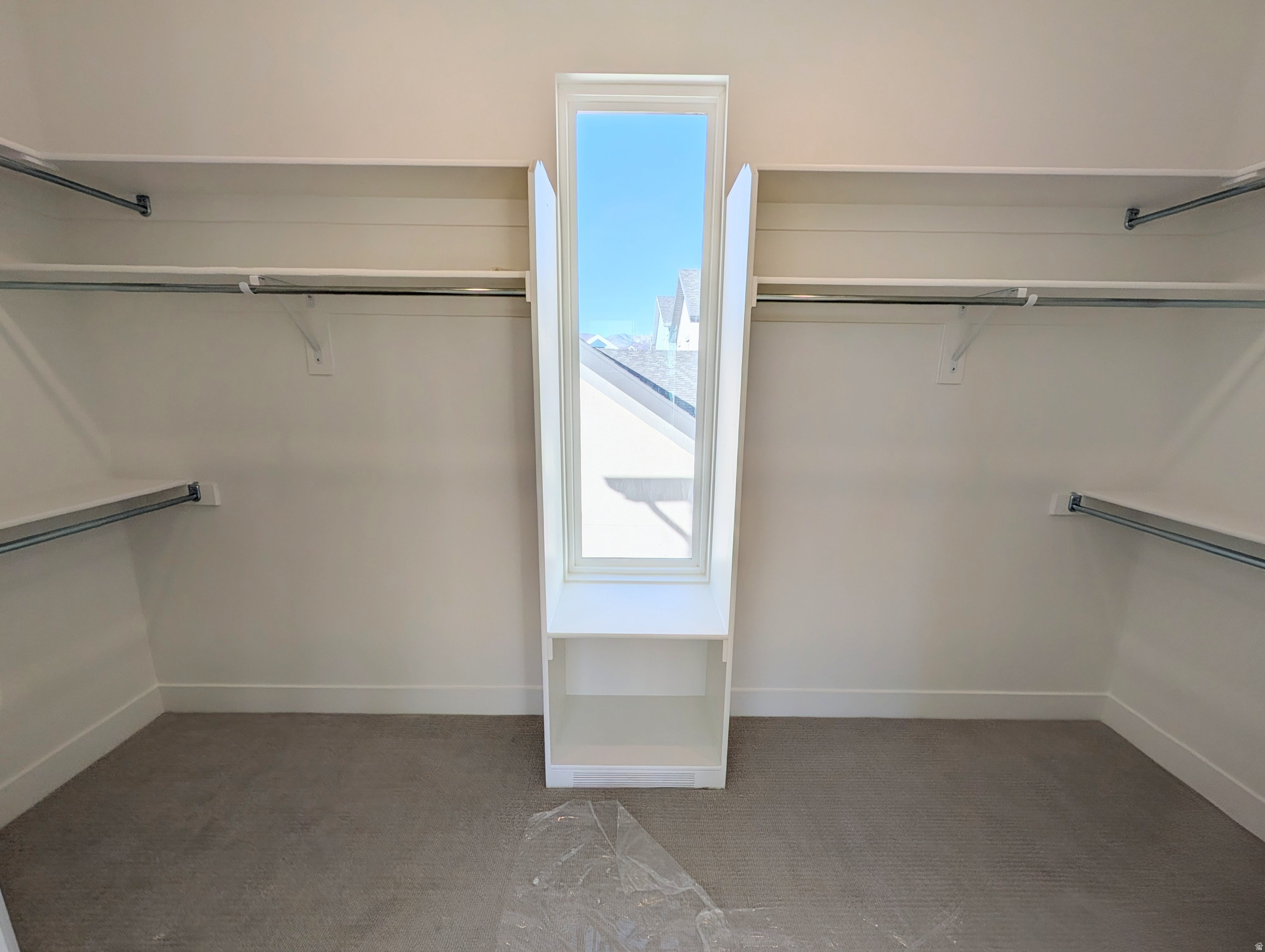 DAYBREAK - Residential