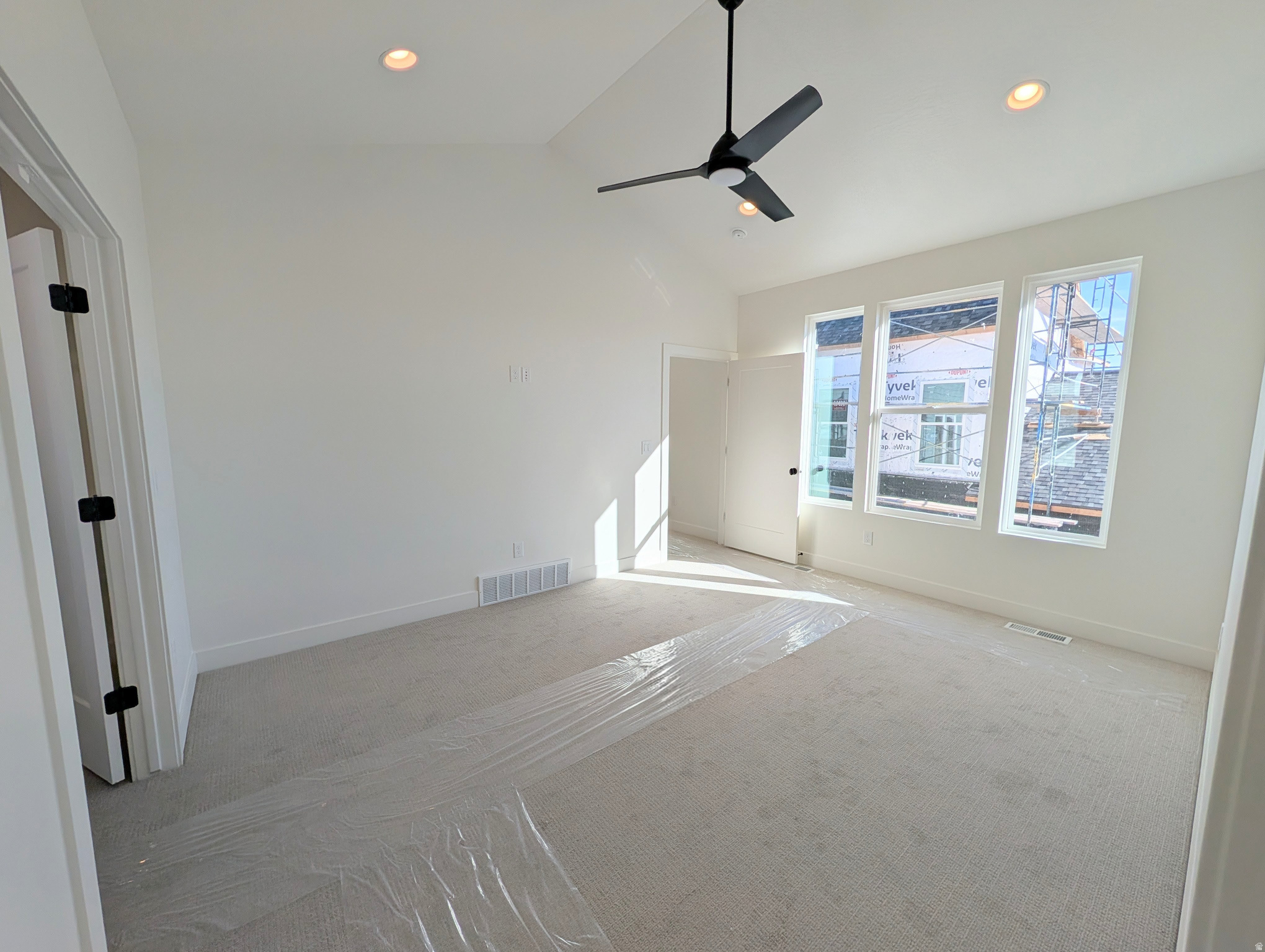 DAYBREAK - Residential