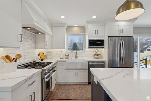 MLS: 2059581