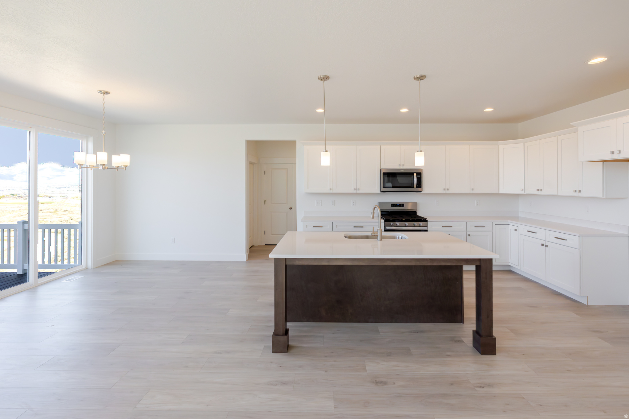 RIDGEHORNE - Residential