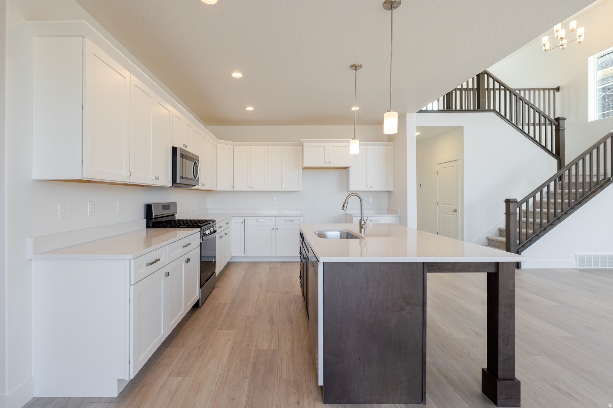 RIDGEHORNE - Residential