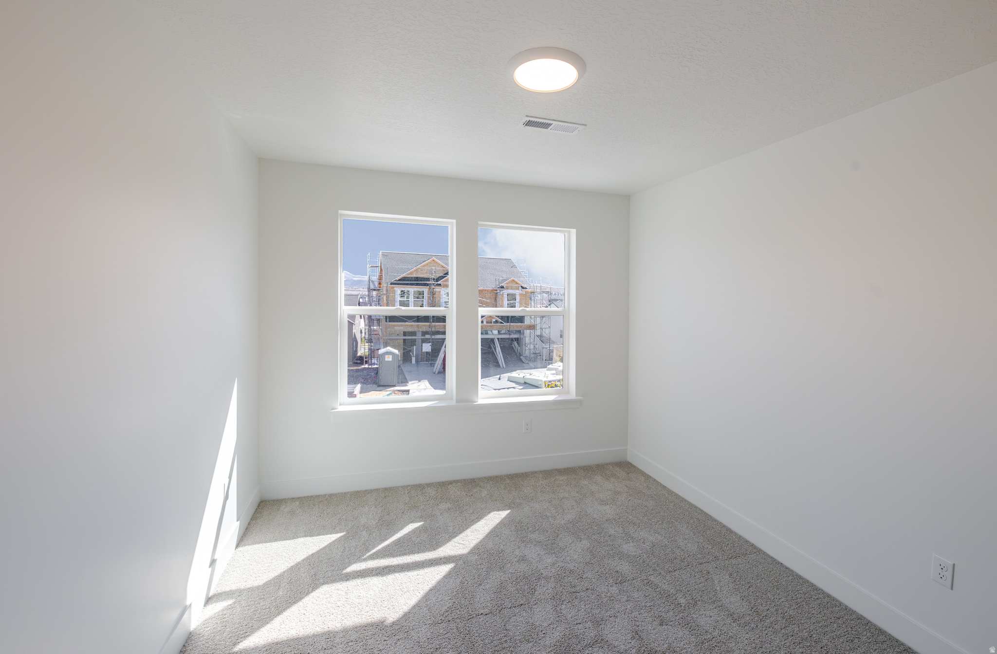 RIDGEHORNE - Residential