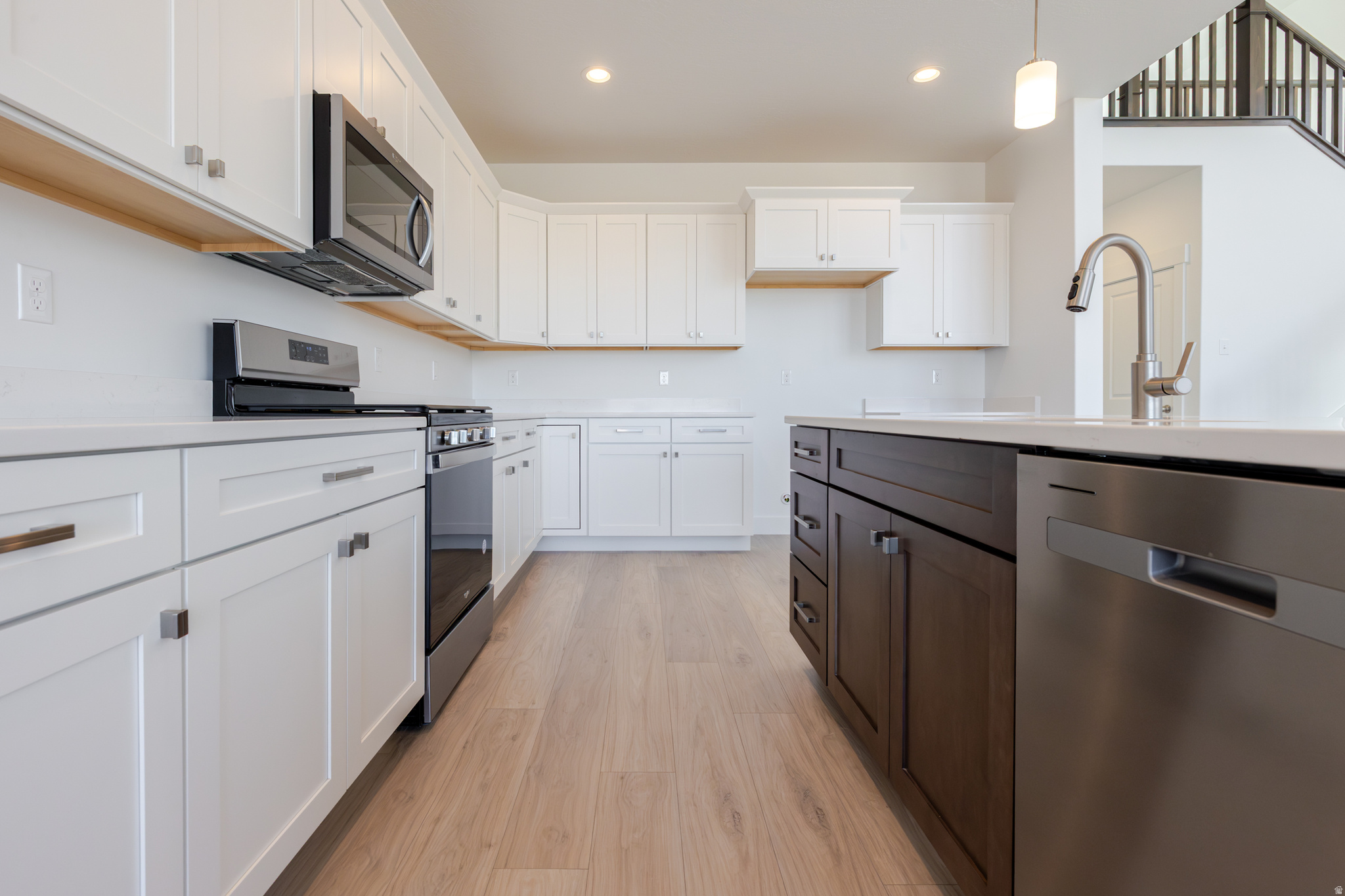 RIDGEHORNE - Residential