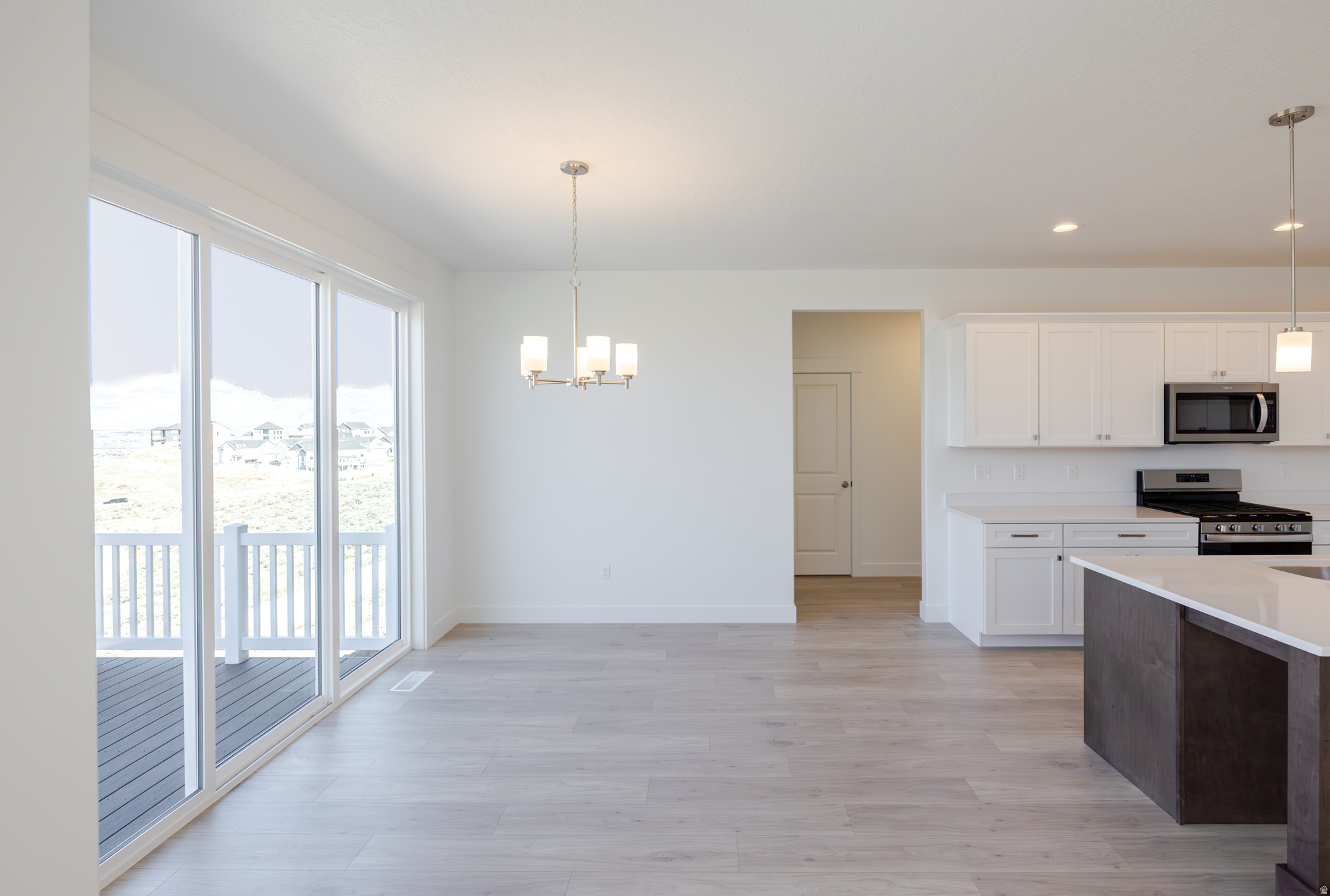 RIDGEHORNE - Residential