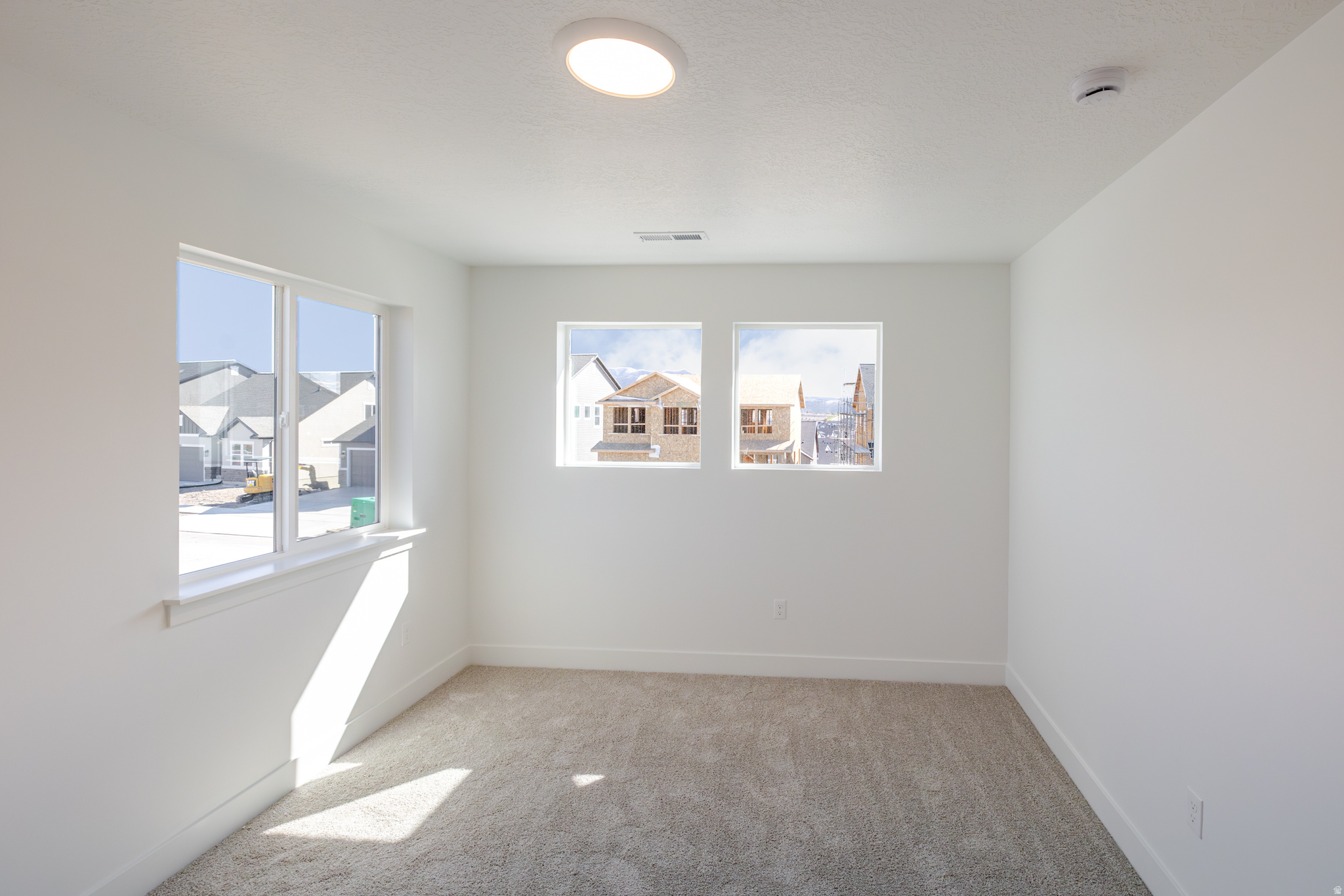 RIDGEHORNE - Residential