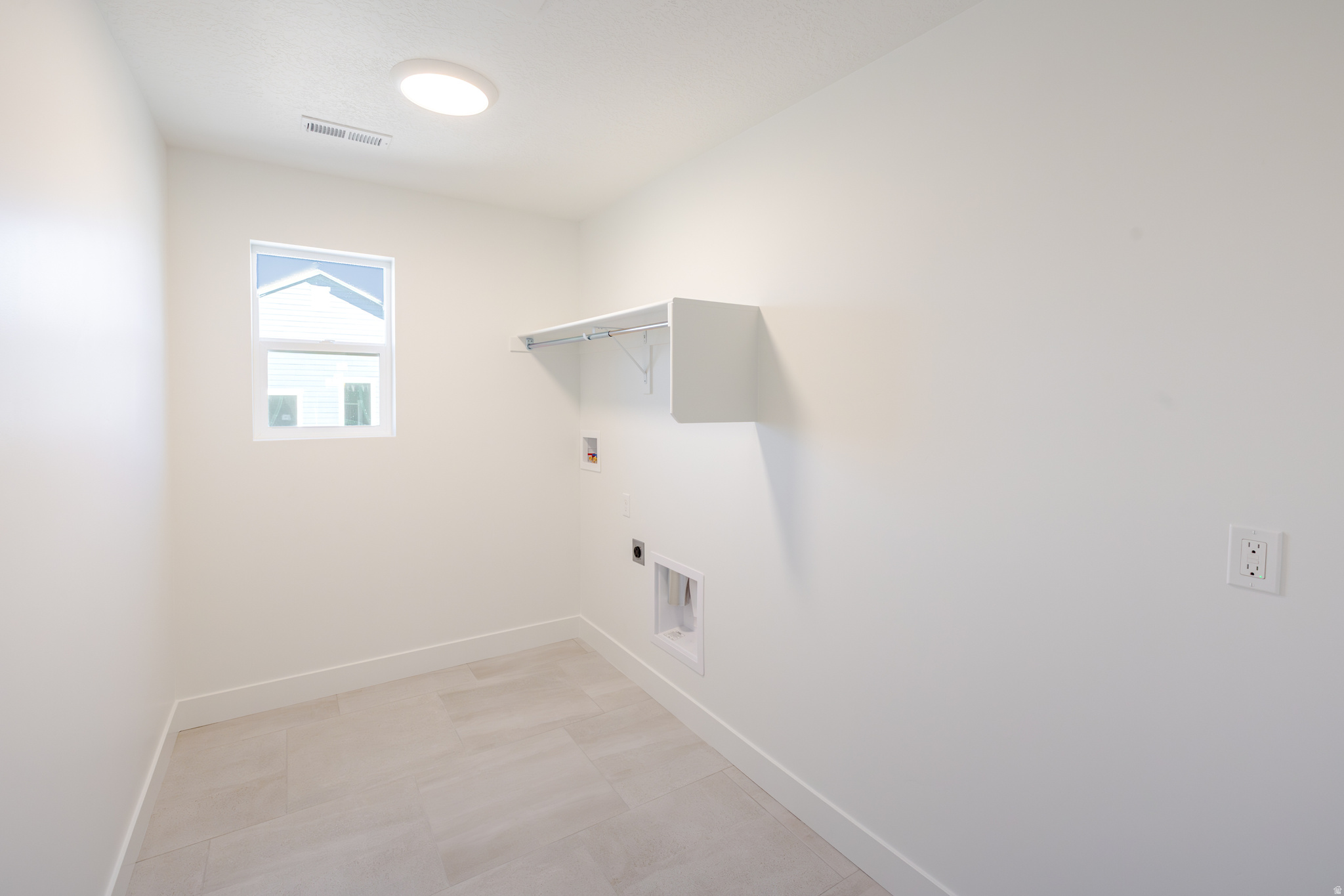 RIDGEHORNE - Residential