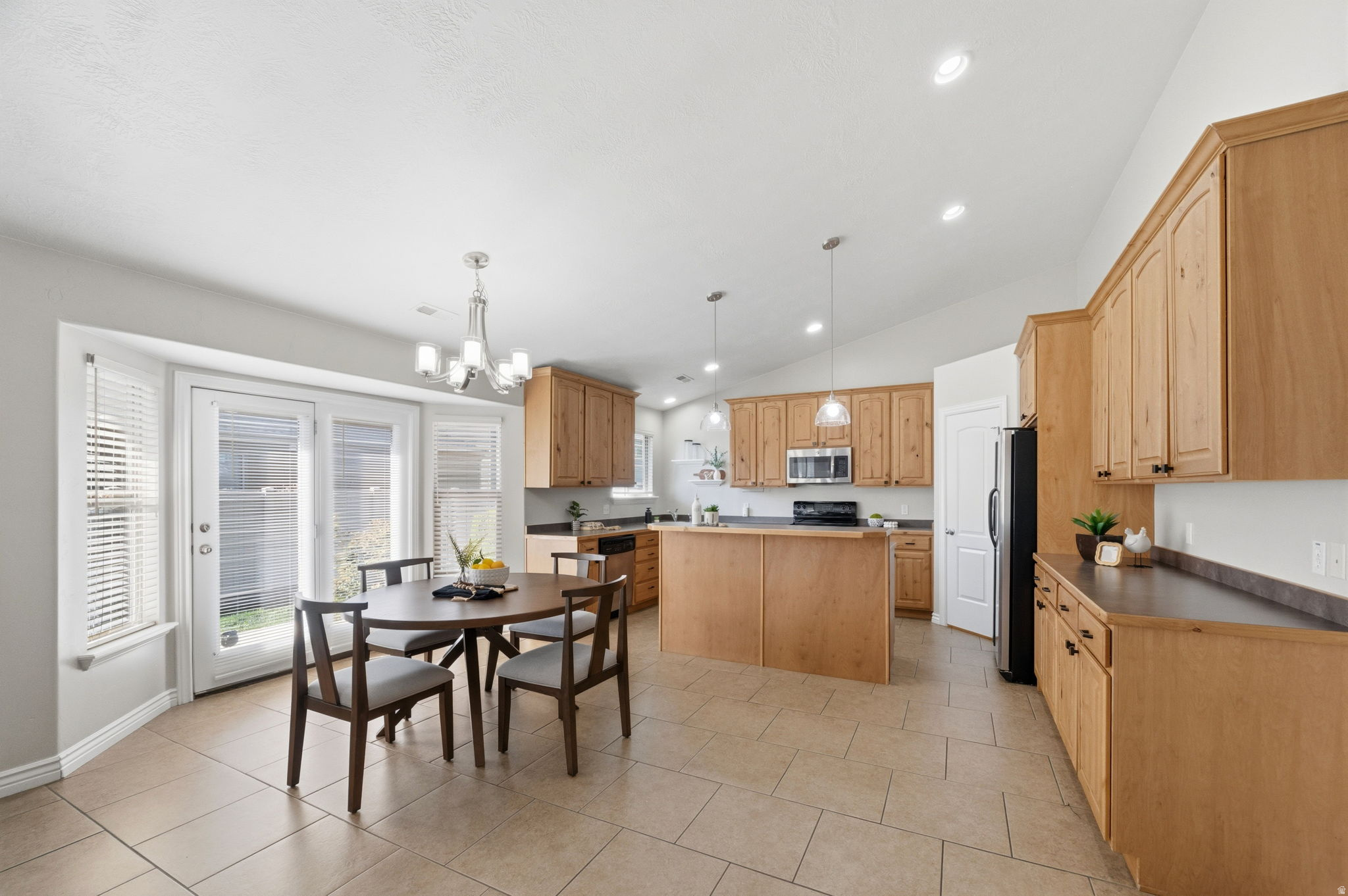 SANDALWOOD - Residential