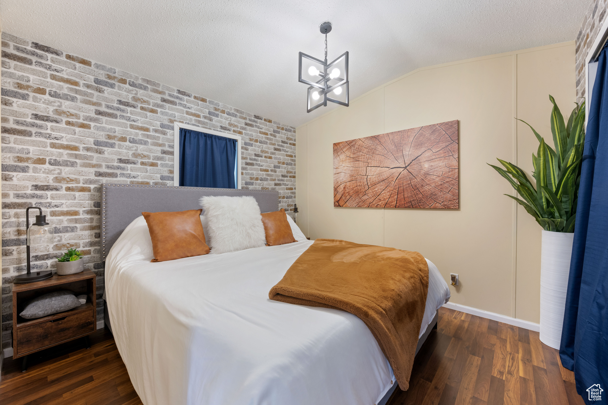 QUAIL LAKE EST AMD - Residential