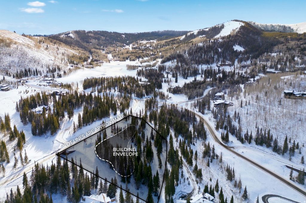 Photo of 207 WHITE PINE CANYON RD #207, Park City, UT 84060 (MLS # 2132571)