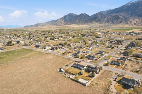 Tiny photo for 470 S 200 W, Mona, UT 84645 (MLS # 2147166)