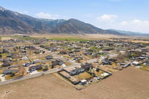 Tiny photo for 470 S 200 W, Mona, UT 84645 (MLS # 2147166)