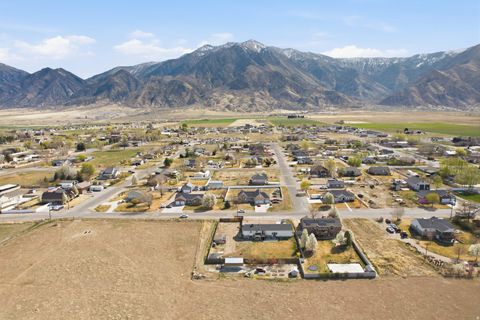 Tiny photo for 470 S 200 W, Mona, UT 84645 (MLS # 2147166)