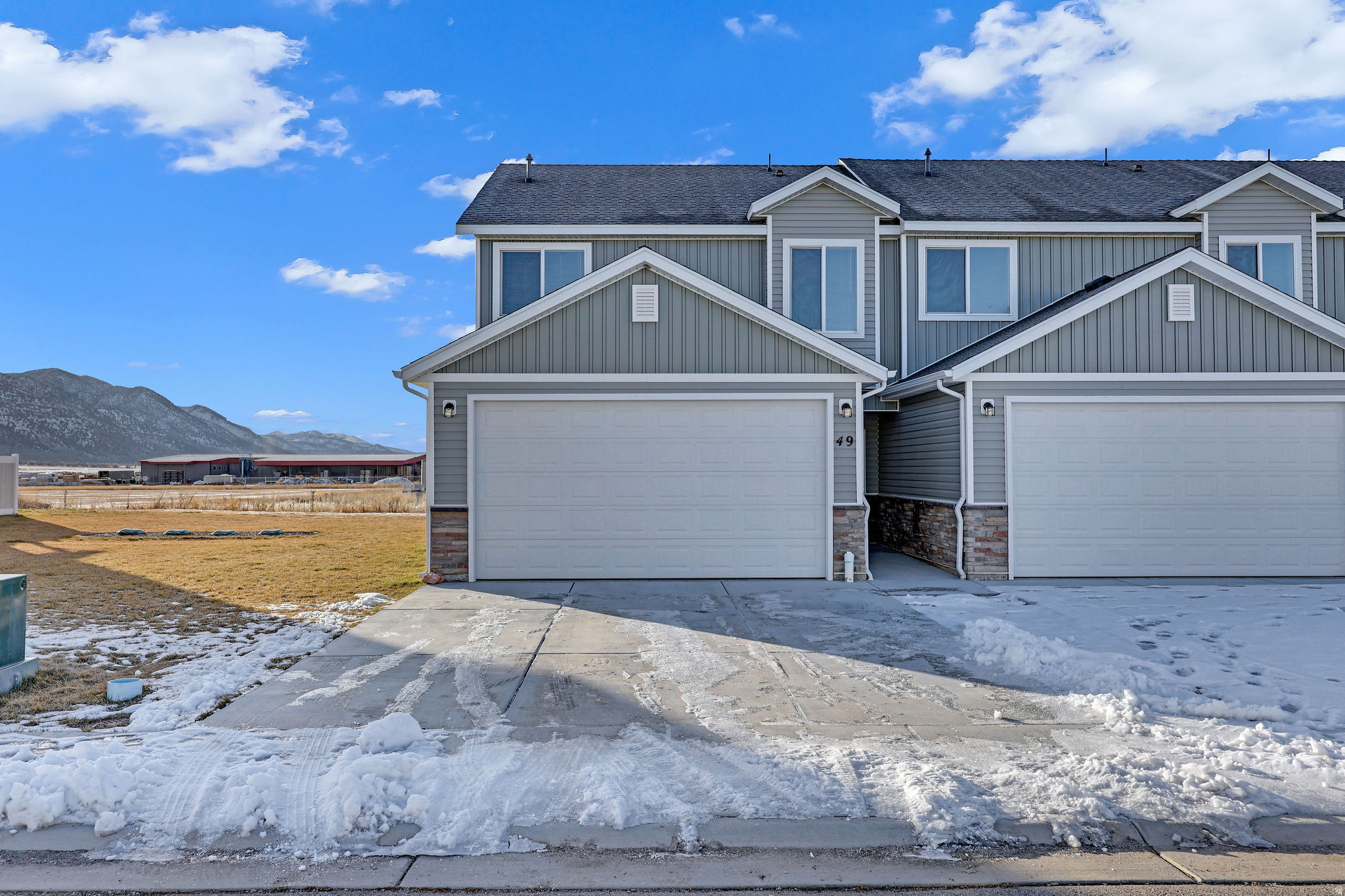 CEDAR RIDGE - Residential