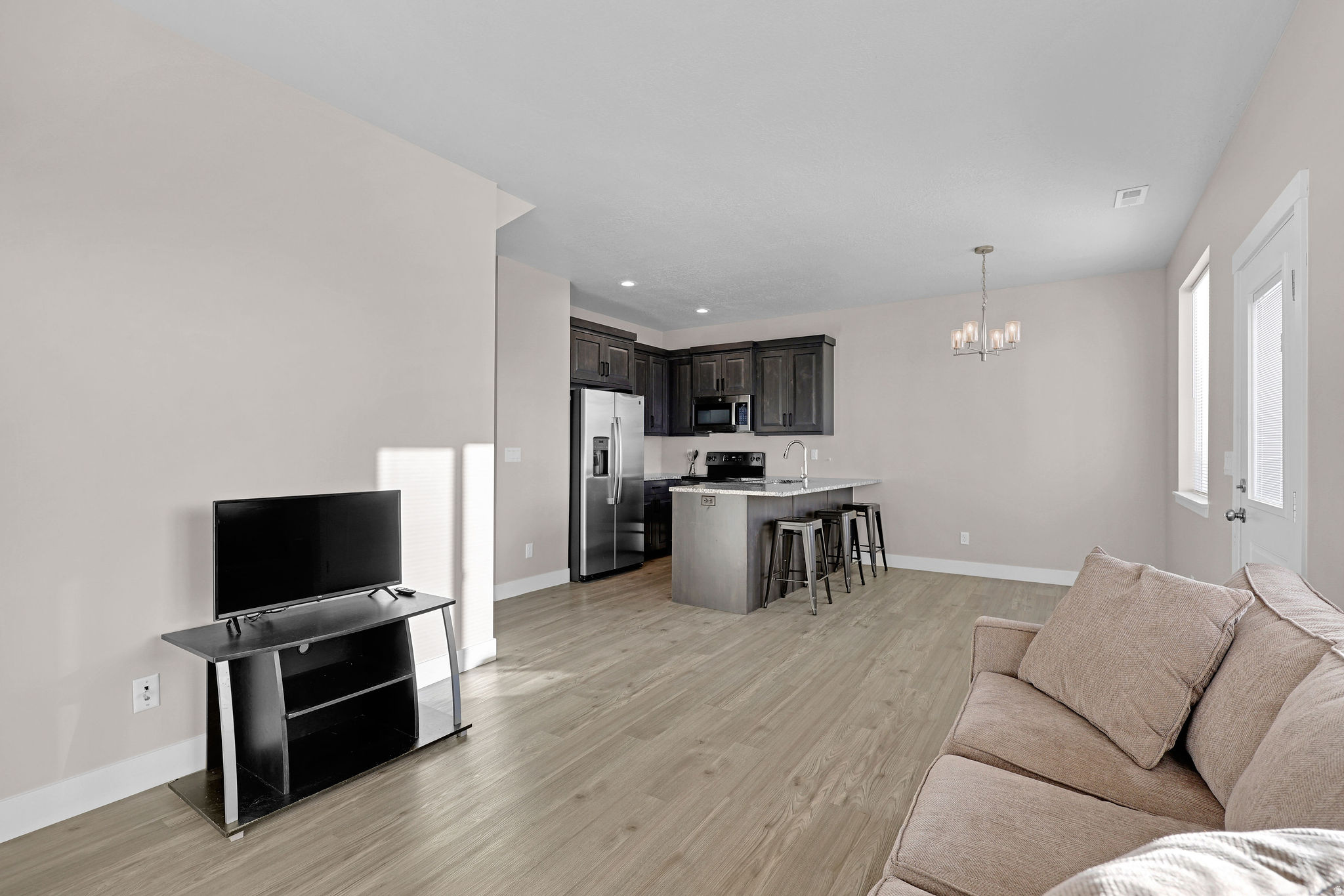 CEDAR RIDGE - Residential