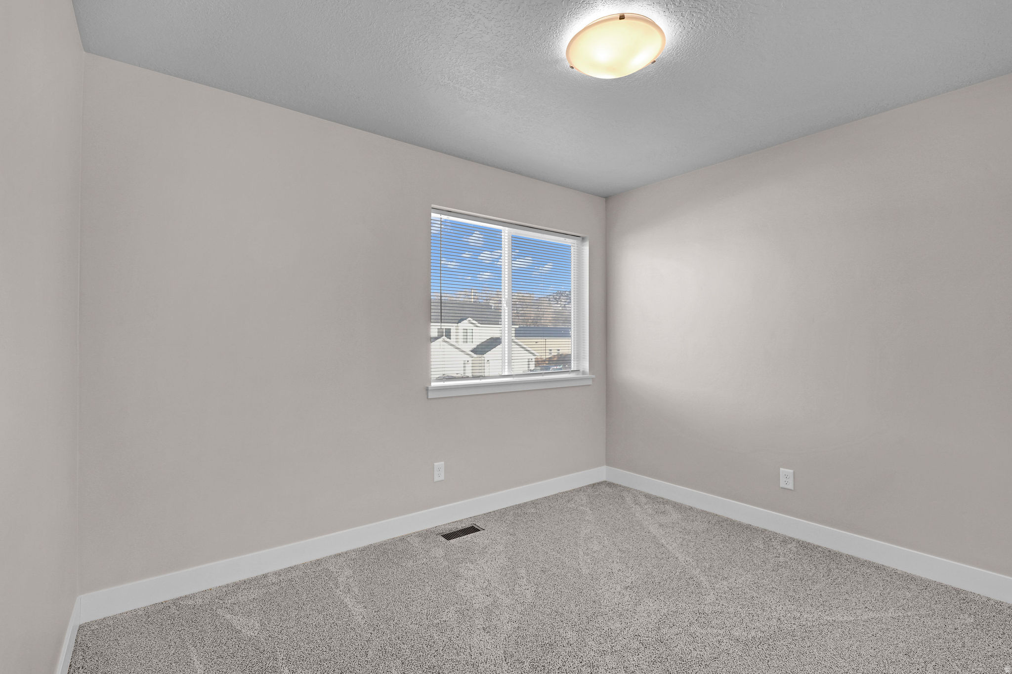 CEDAR RIDGE - Residential