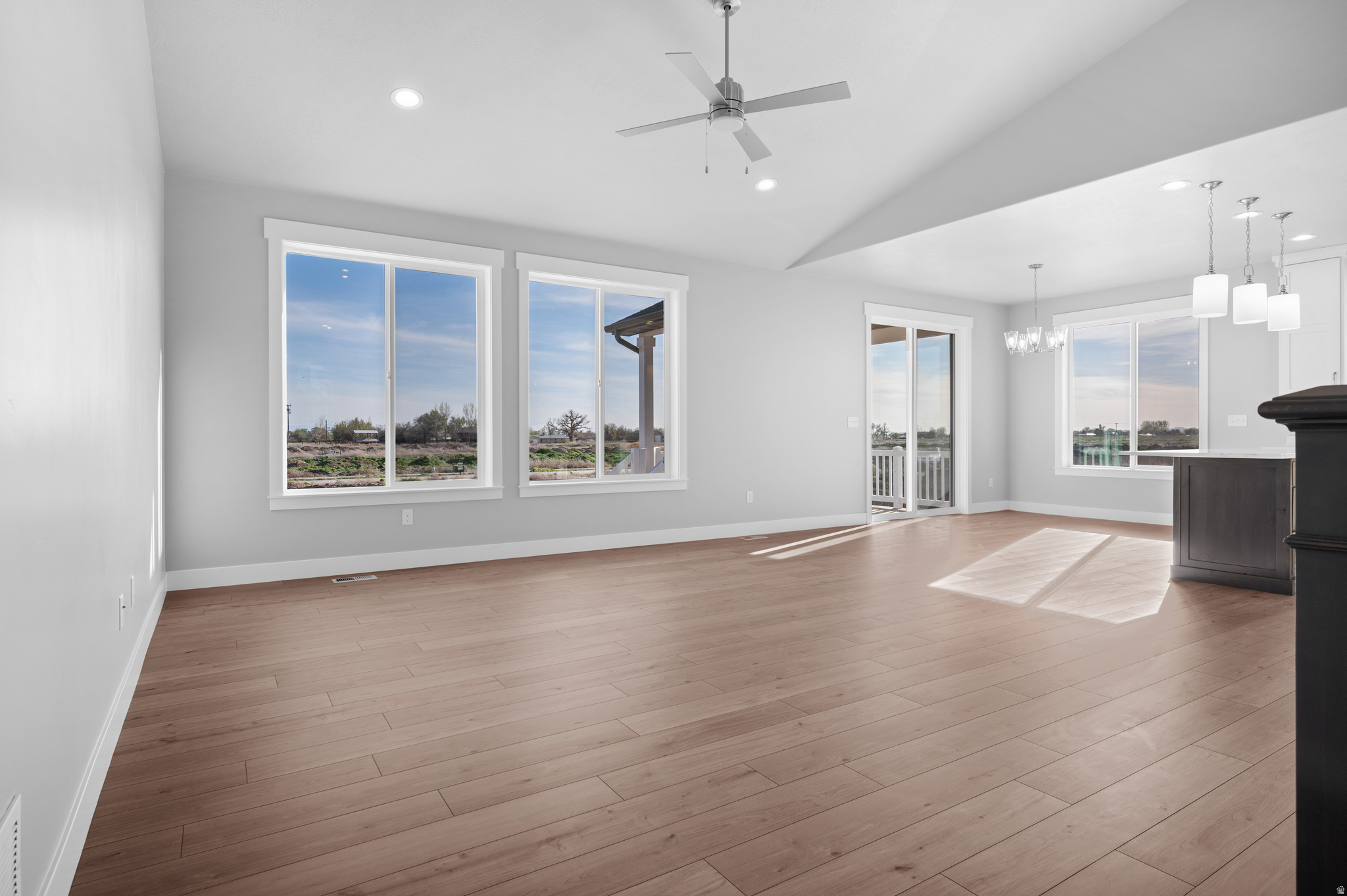 THE BARN AT TERAKEE FARMS - Residential