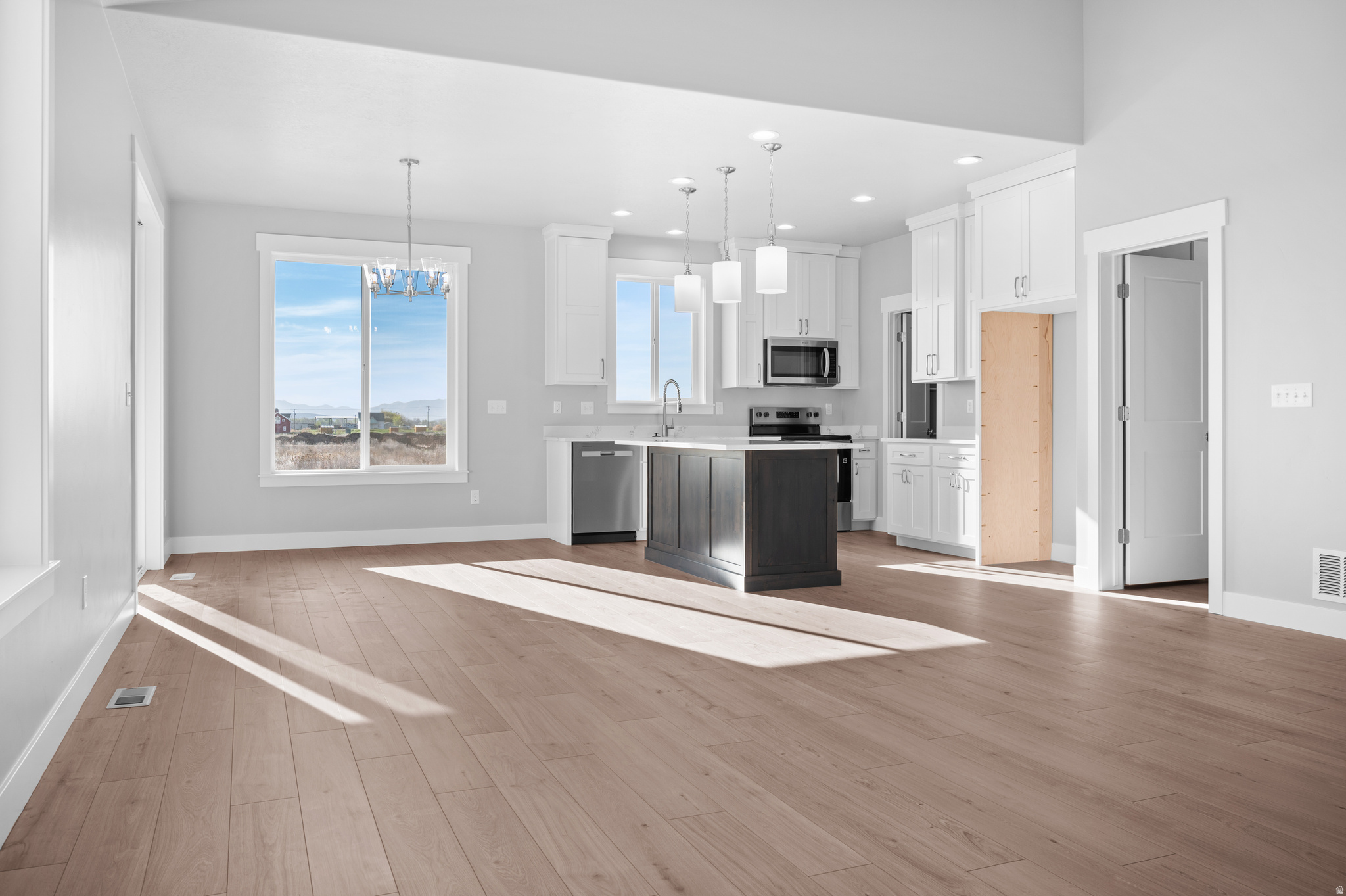 THE BARN AT TERAKEE FARMS - Residential