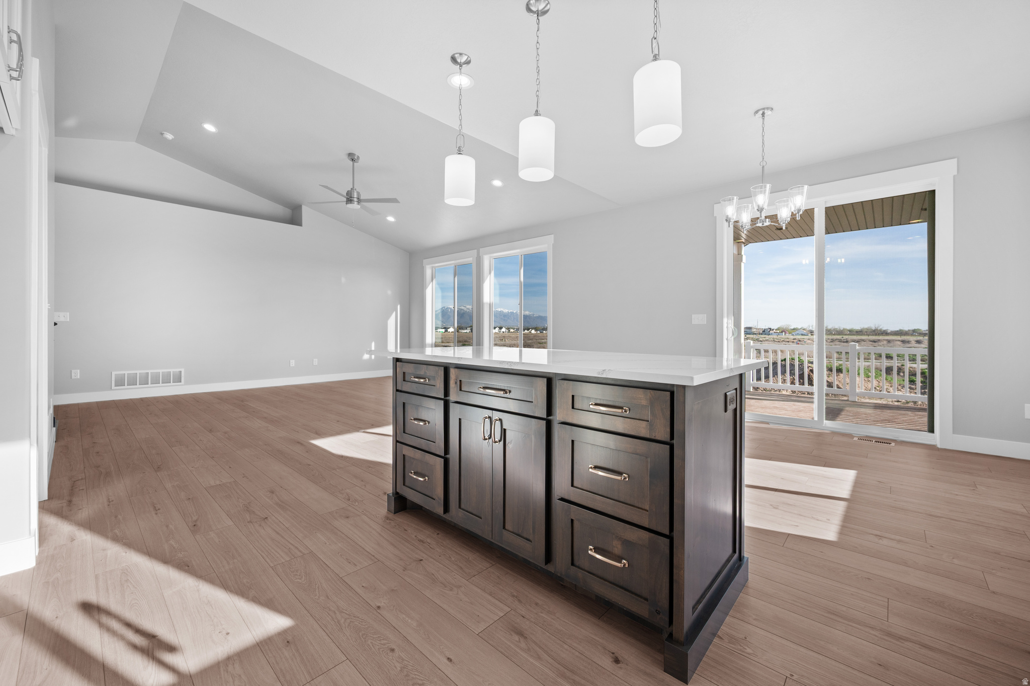 THE BARN AT TERAKEE FARMS - Residential