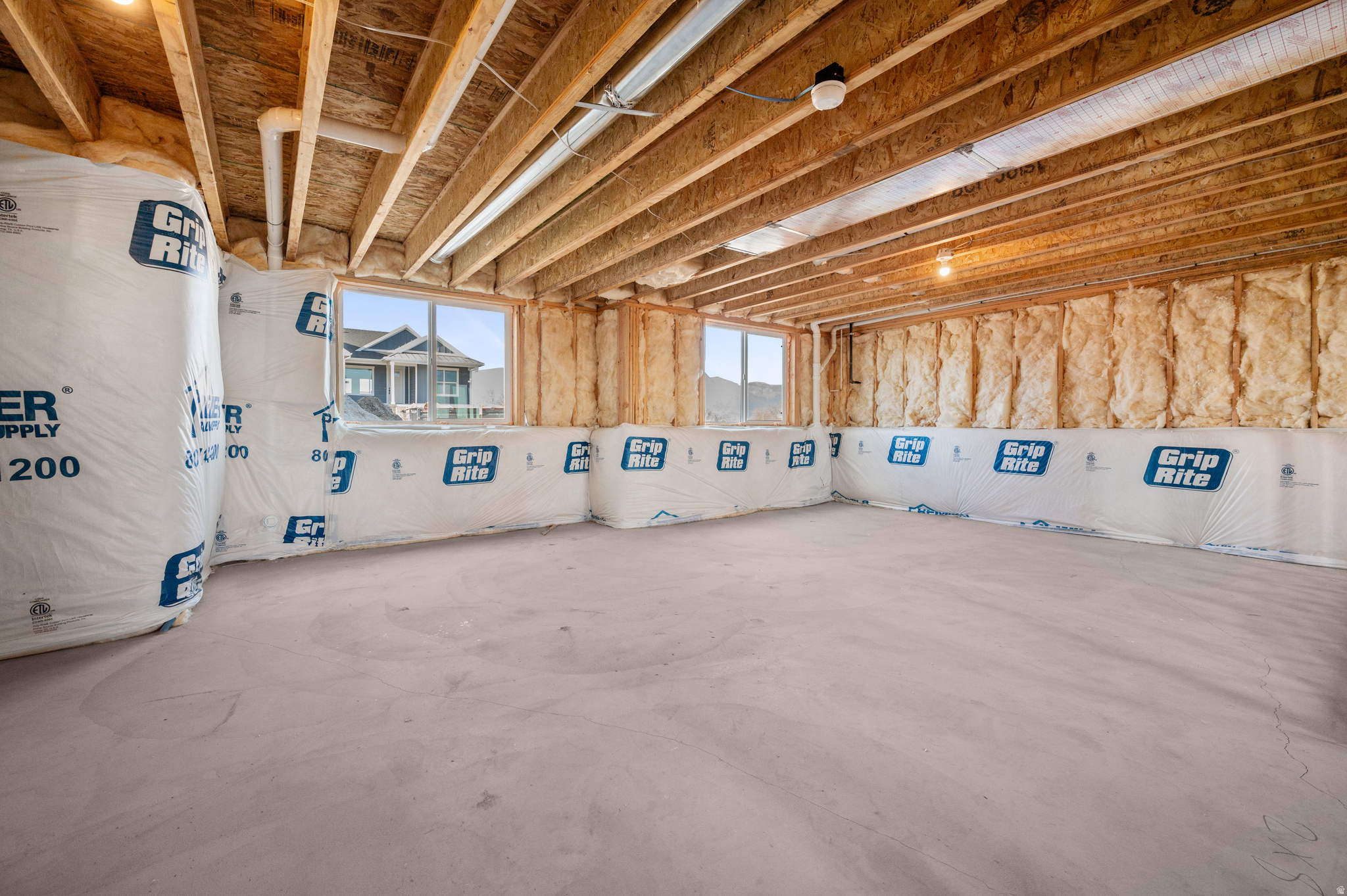 THE BARN AT TERAKEE FARMS - Residential