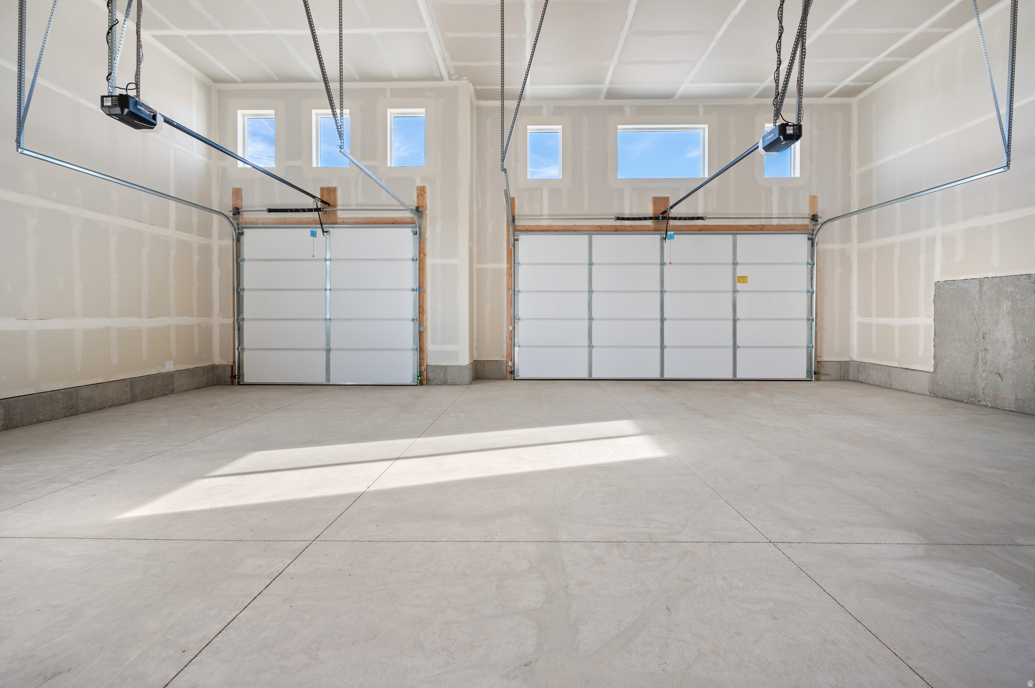 THE BARN AT TERAKEE FARMS - Residential