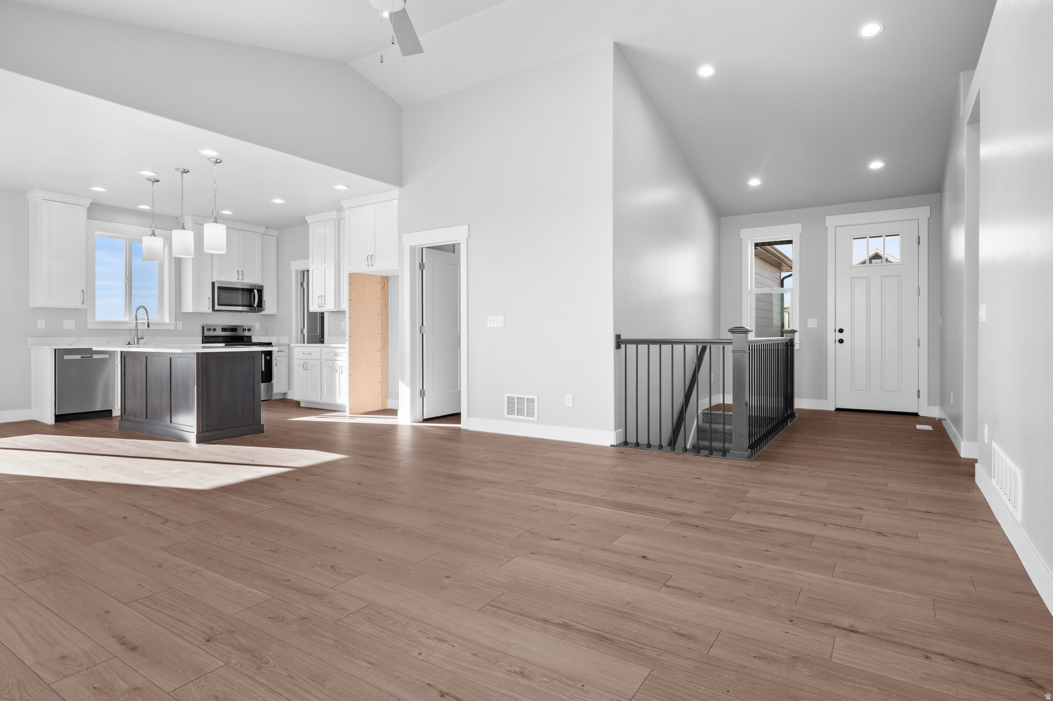 THE BARN AT TERAKEE FARMS - Residential