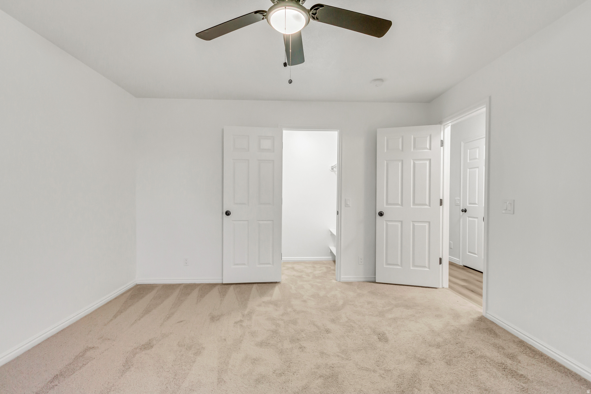 MOUNTAIN RIDGE - Residential