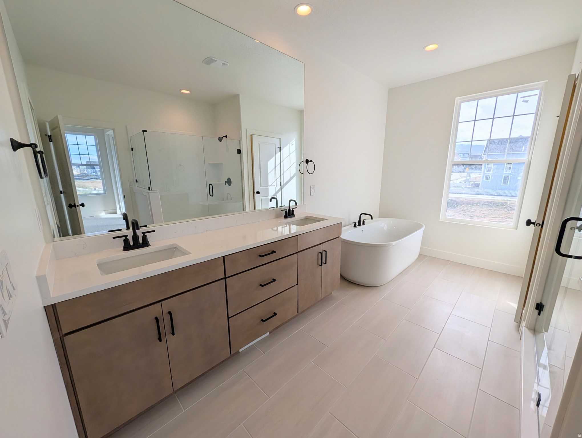 DAYBREAK - Residential Income