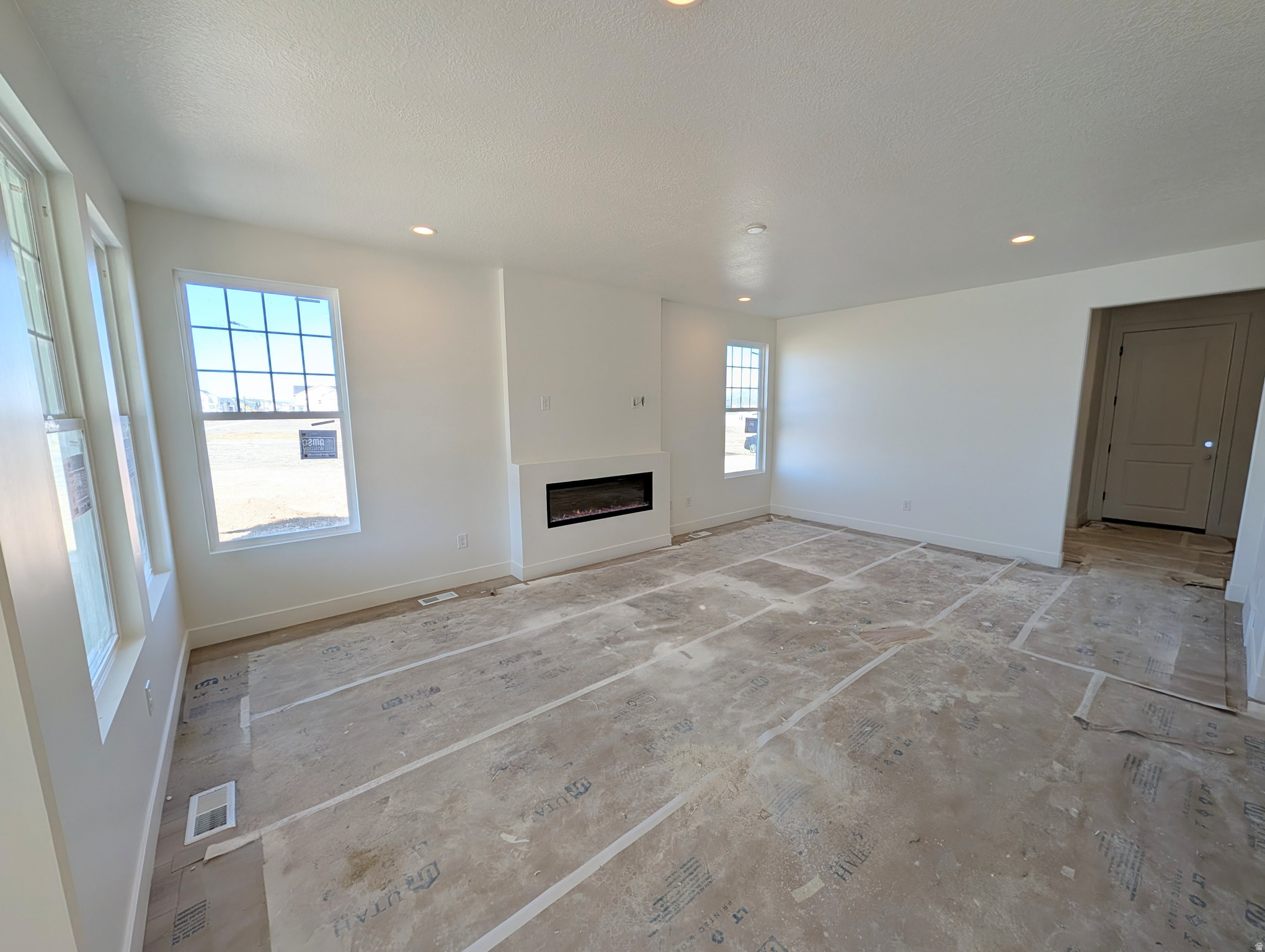 DAYBREAK - Residential Income