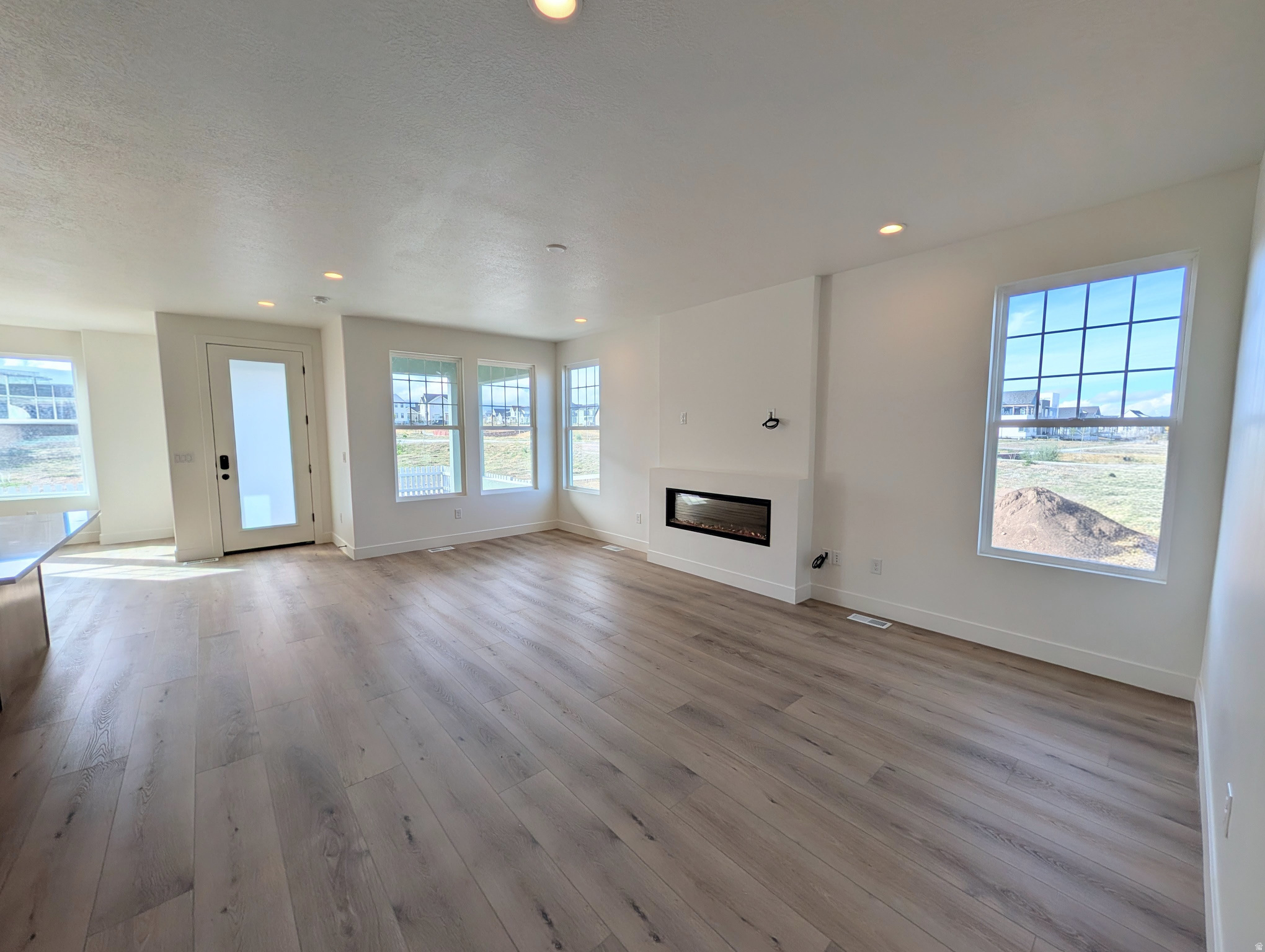 DAYBREAK - Residential Income