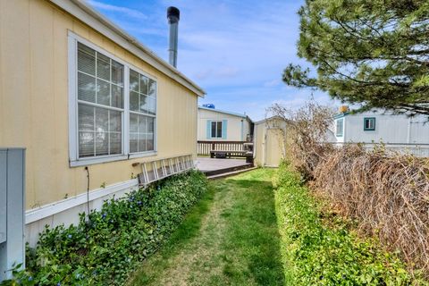 Tiny photo for 2866 S HAMPTON PARK DR, West Valley City, UT 84119 (MLS # 2147593)