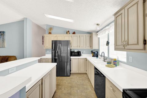 Tiny photo for 2866 S HAMPTON PARK DR, West Valley City, UT 84119 (MLS # 2147593)