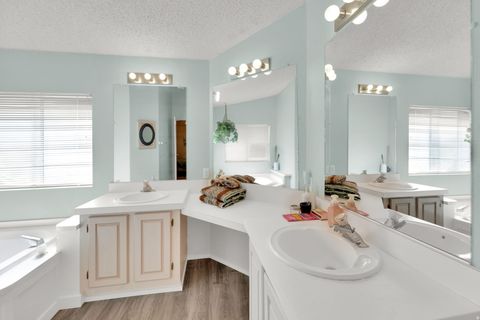 Tiny photo for 2866 S HAMPTON PARK DR, West Valley City, UT 84119 (MLS # 2147593)