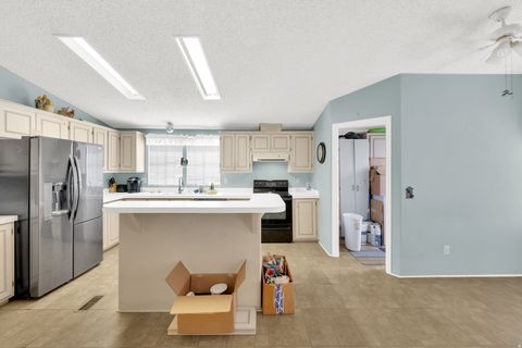 Tiny photo for 2866 S HAMPTON PARK DR, West Valley City, UT 84119 (MLS # 2147593)