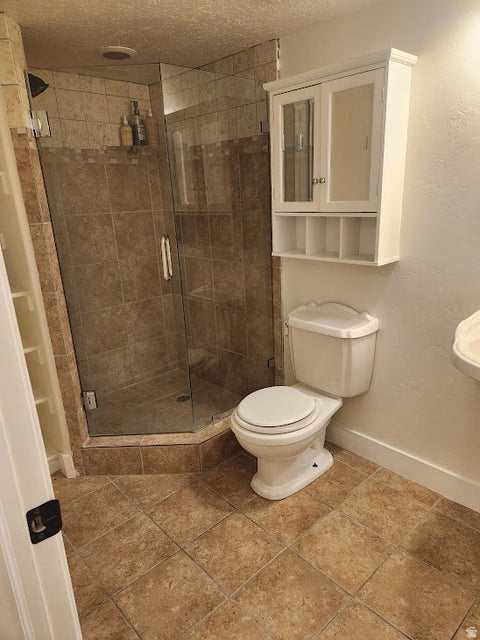 Tiny photo for 5914 VALLEY POINTE DR, West Valley City, UT 84128 (MLS # 2181927)
