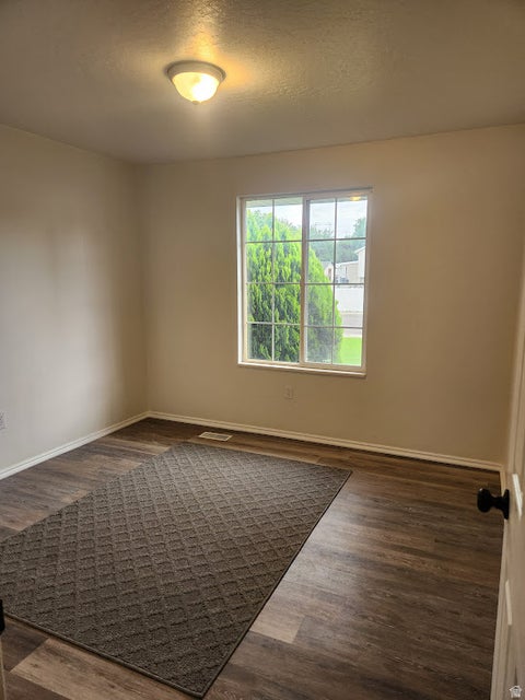 Tiny photo for 5914 VALLEY POINTE DR, West Valley City, UT 84128 (MLS # 2181927)