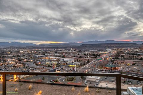 Tiny photo for 149 N EASTRIDGE DR, Saint George, UT 84790 (MLS # 2136401)